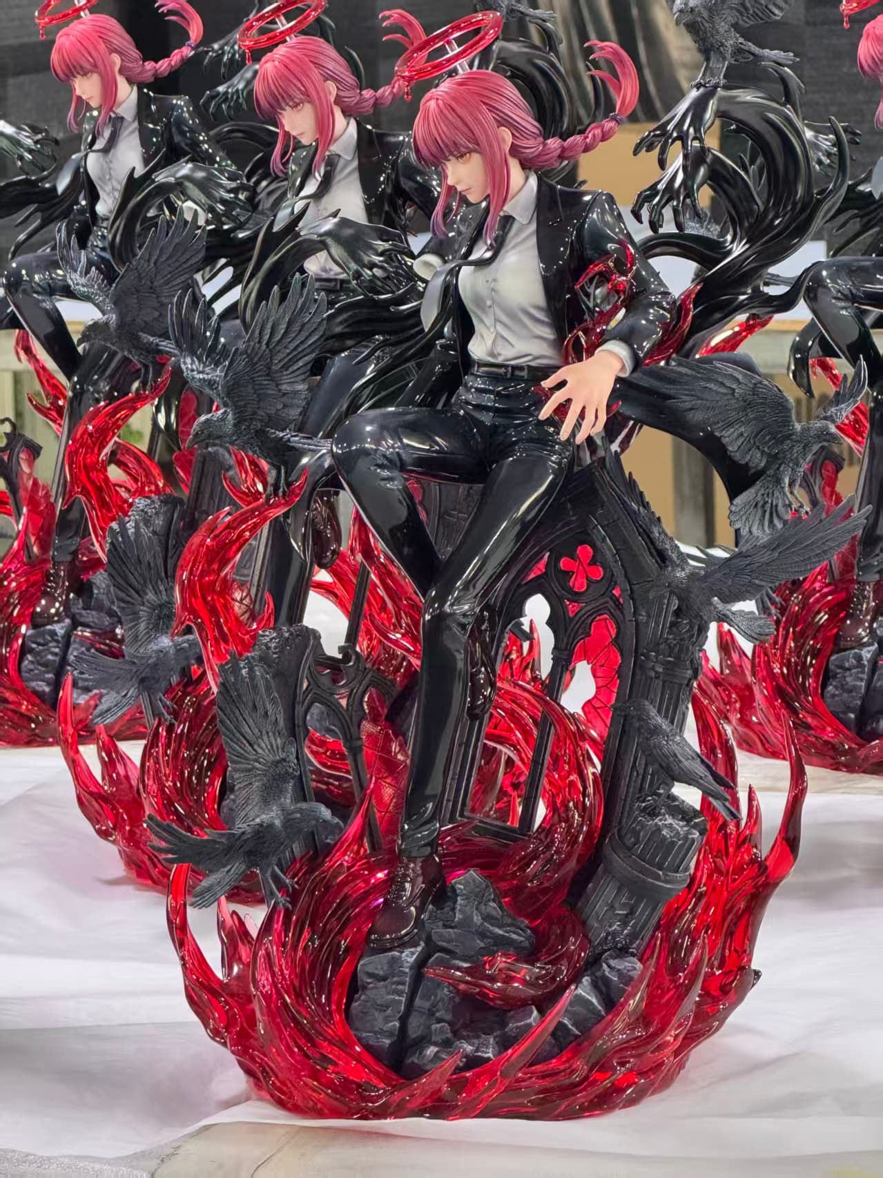 Chainsaw Man — Ringflame Ravenshadow Makima 1/6 Scale (Liyue Studio) - 14