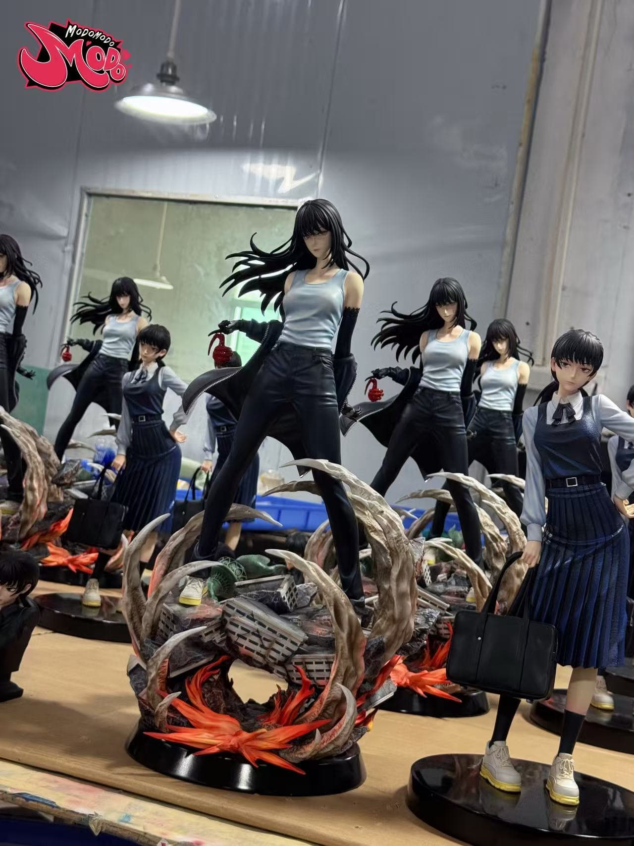 Chainsaw Man / Chainsaw Man Part 2: War Devil — Asa Mitaka Yoru 1/4 Scale (modomodo Studio) - 14